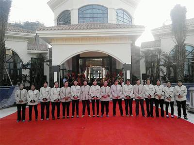 東莞保潔承包公司—保潔員禮儀舉止有哪些？